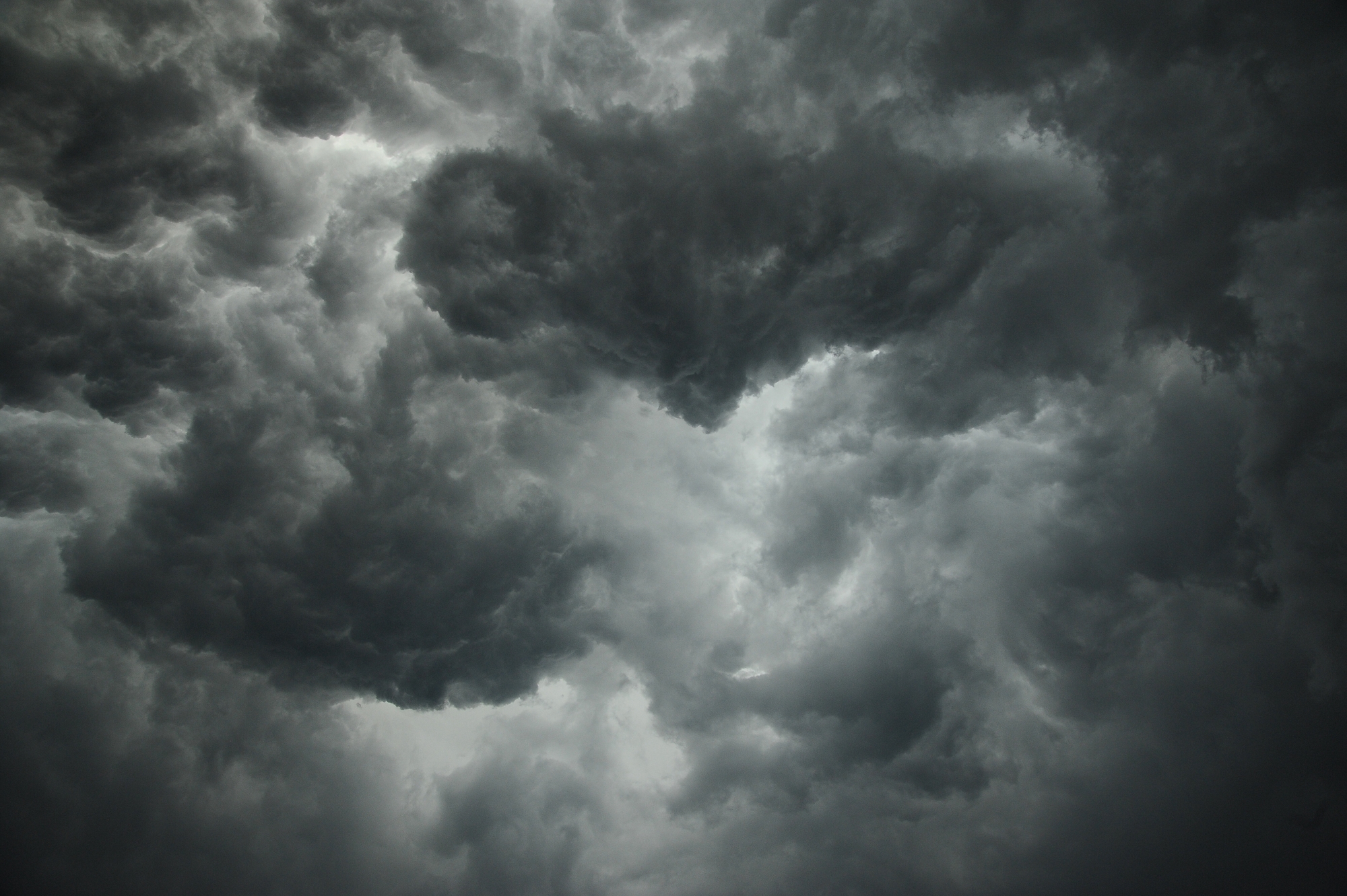 image of storm clouds gathering