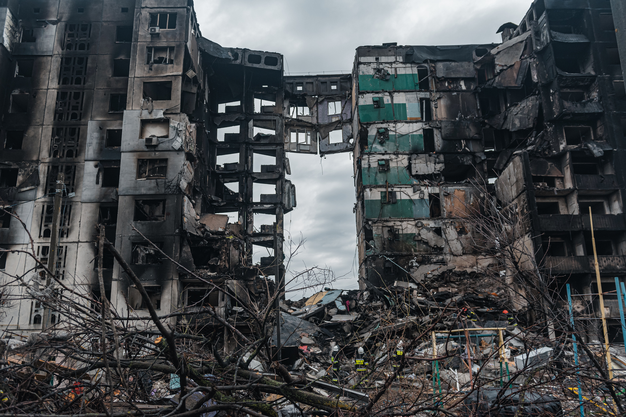 photograph of destroyed building in Ukraine