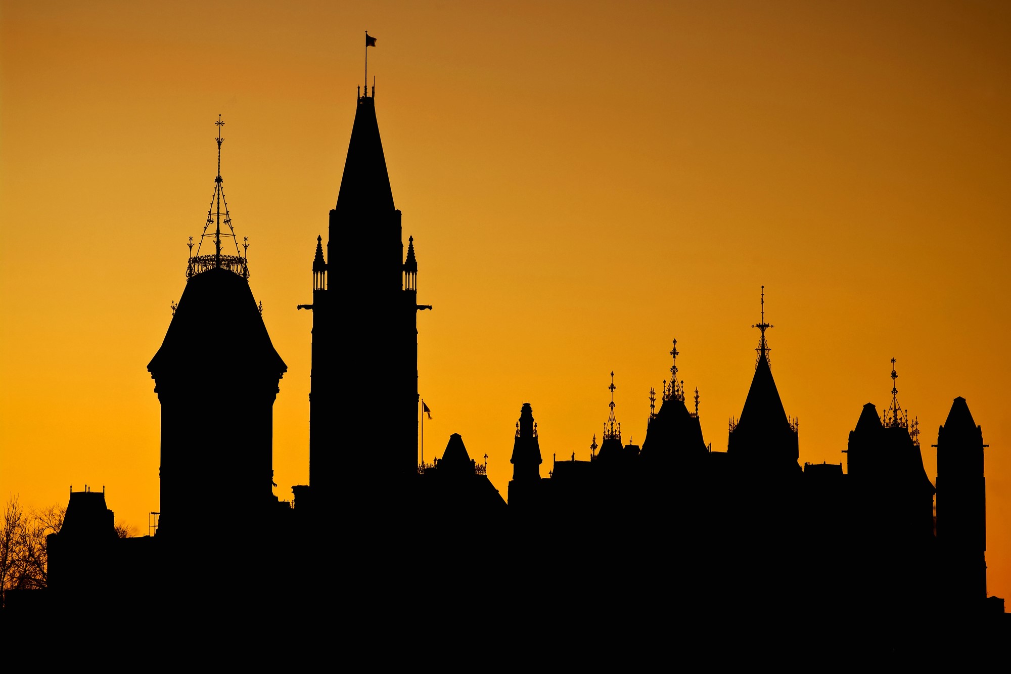 silhouette of Canadian parliament