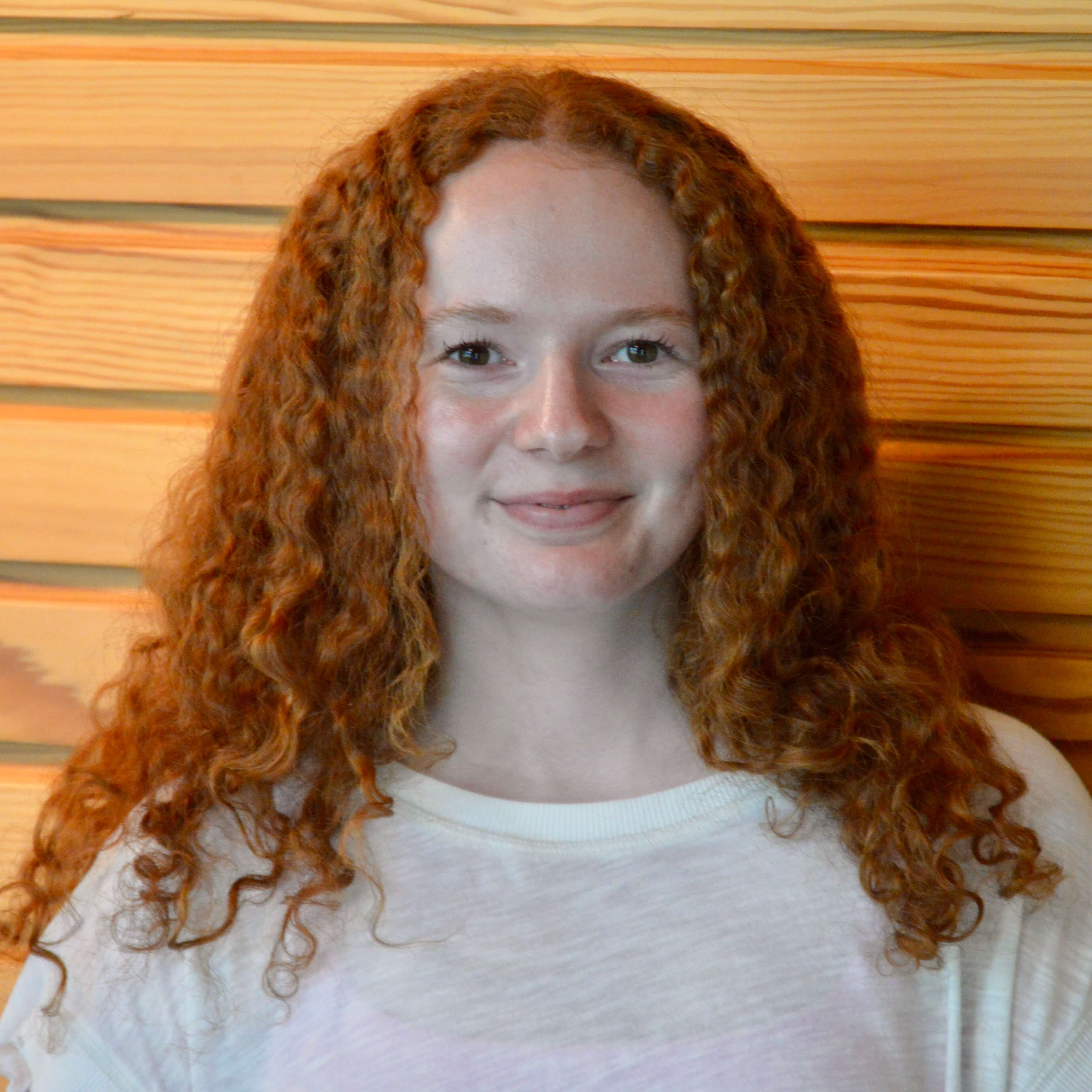 Clara Calderwood, Hillman Intern