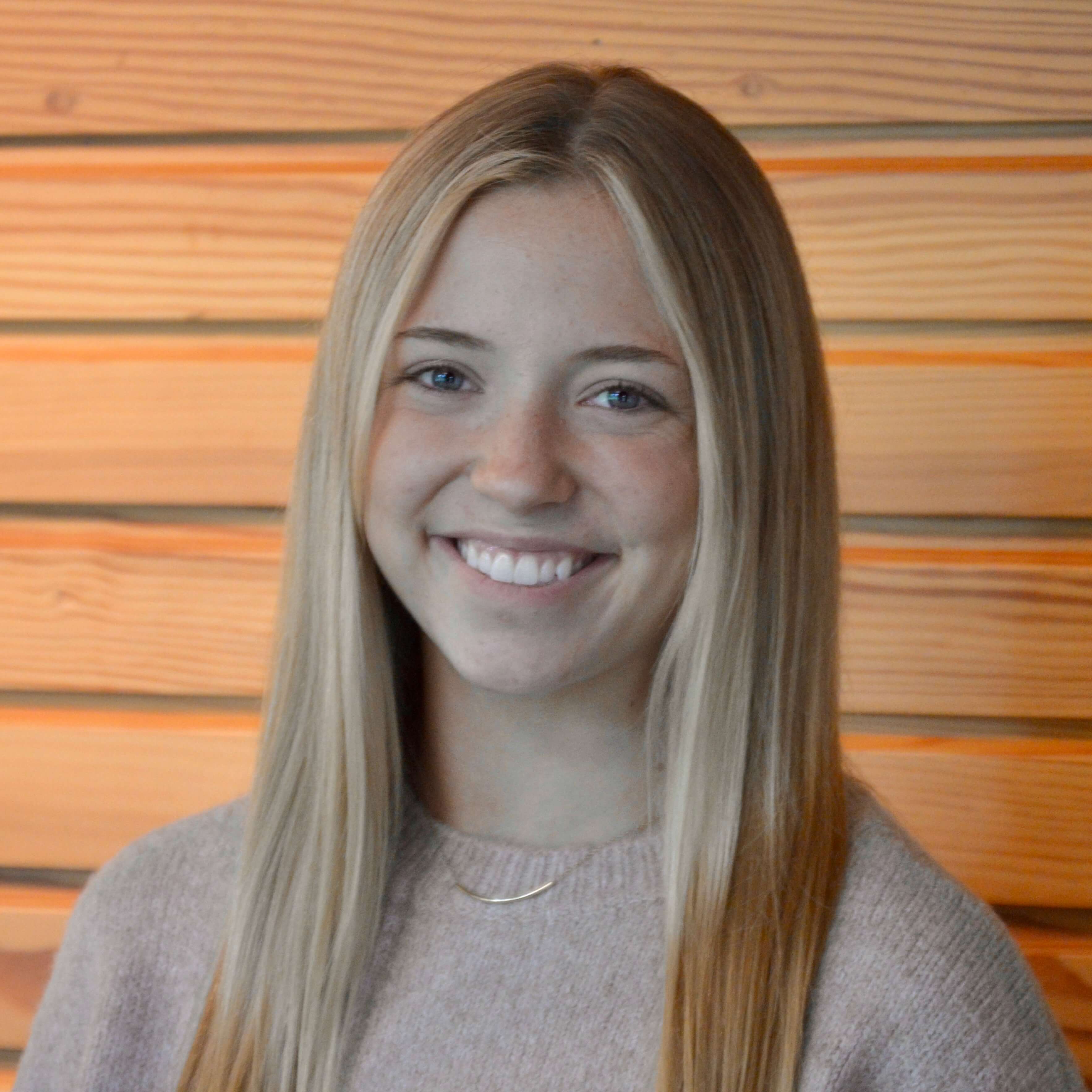 Evelyn Schenck, Hillman Intern